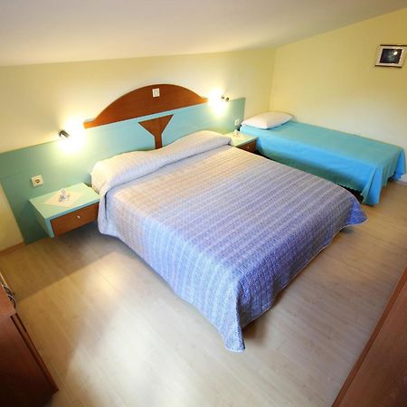 Apartments With A Parking Space Zadar - Diklo, Zadar - 5880 Room photo