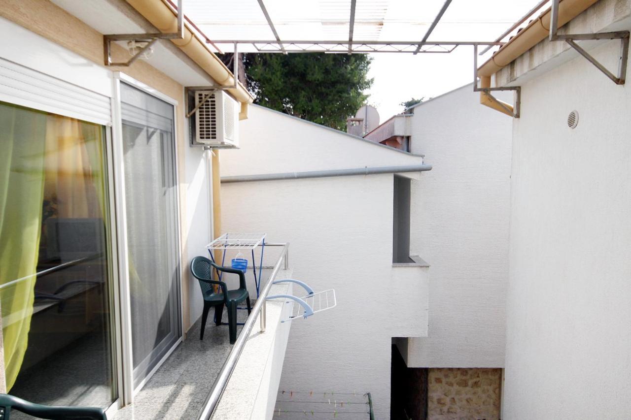 Apartments With A Parking Space Zadar - Diklo, Zadar - 5880 Exterior photo
